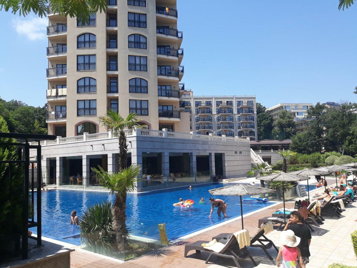 Private Apartments In Hotel Dolce Vita Altın Kumlar Dış mekan fotoğraf